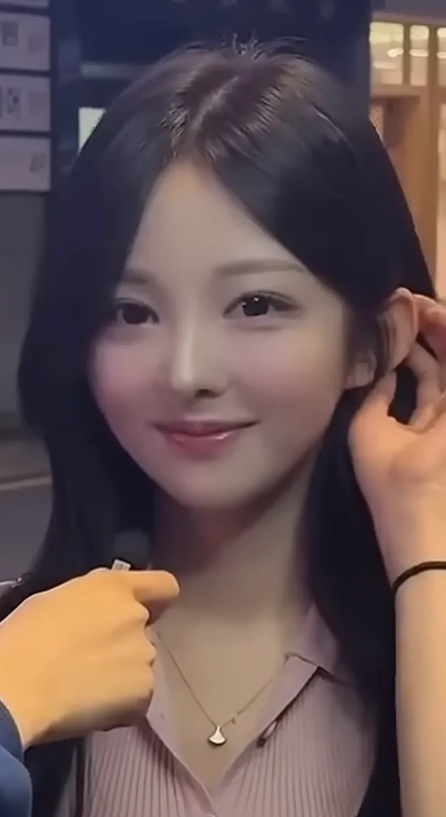 조예리 왜케 얼굴 달라졌어여 댓글