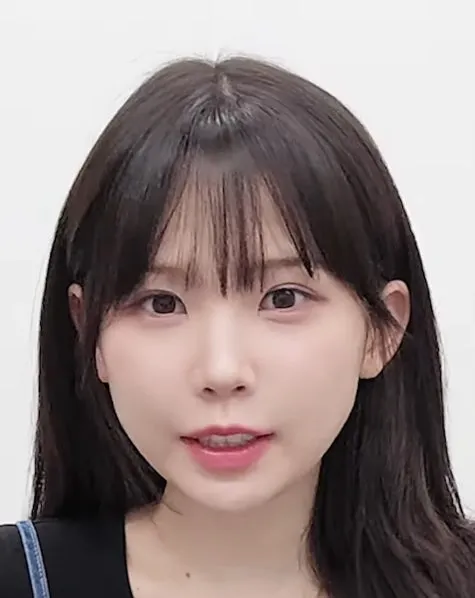 헤이즈 , 우정잉 , 리센느 원이 닮았다고 듣는데2