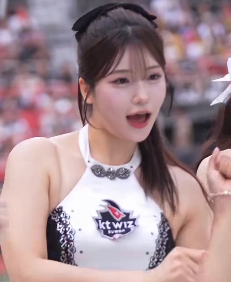 치어리더 댓글