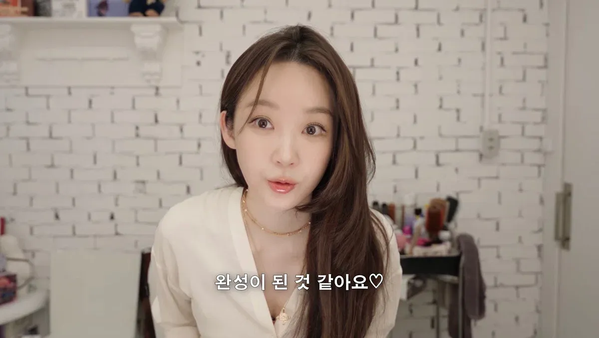 청담동 샵에서 아이돌 메이크업 받은 강민경5
