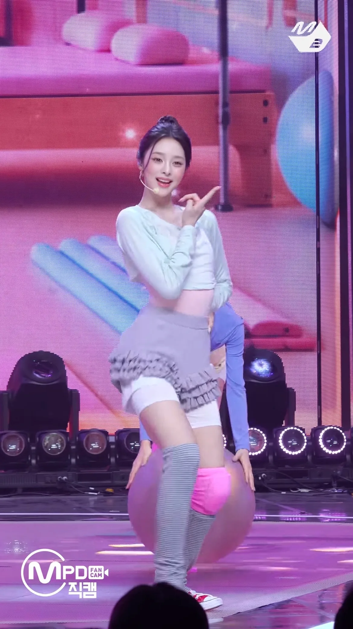 와 릴스에 떴는데