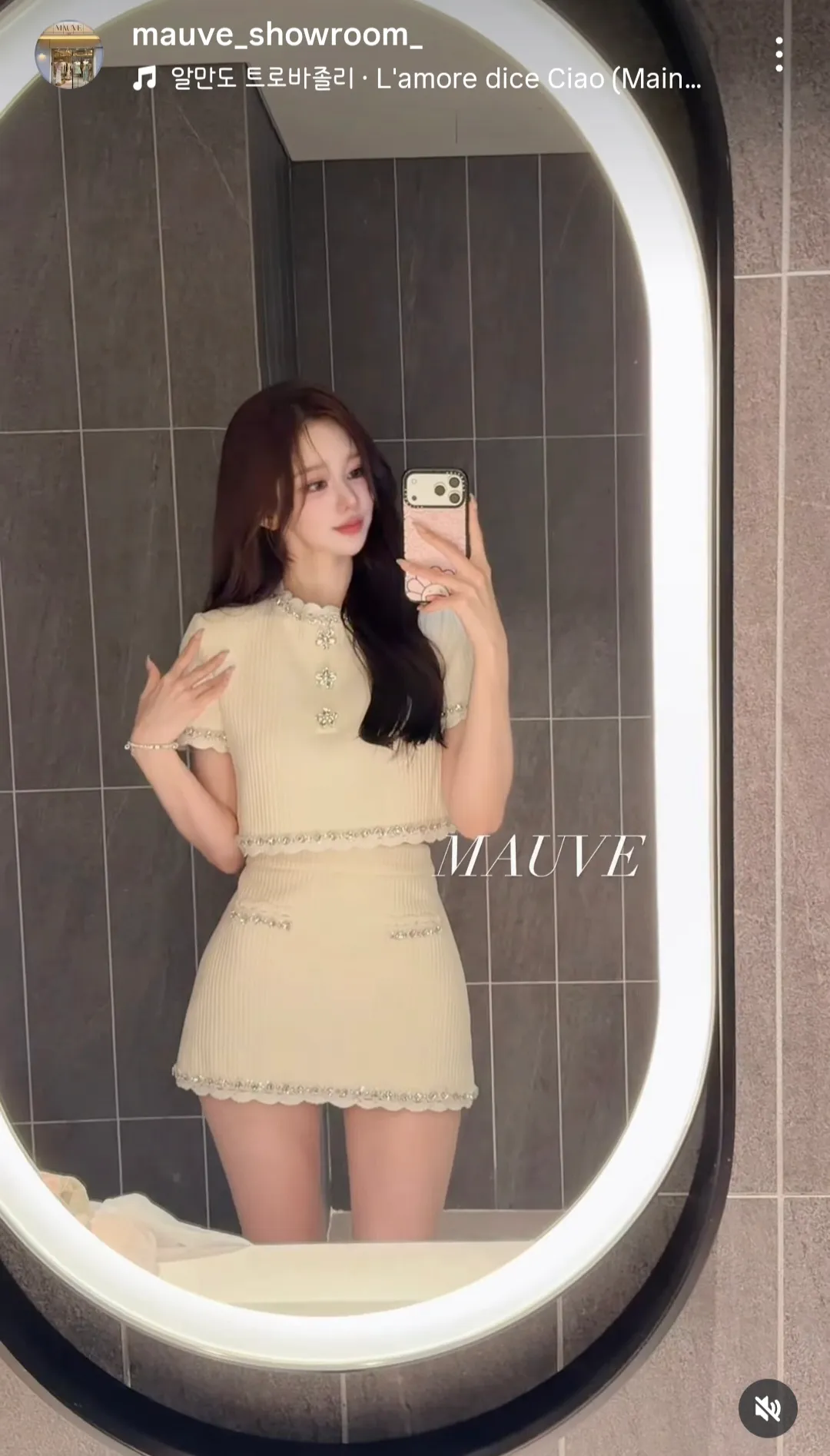 ㅋㅋ이거 (제눈에)이뻐서 걍 안보고 주문했는데 오늘 입으려니까