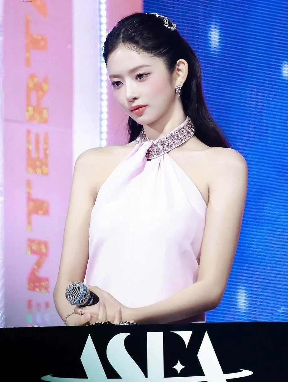 이게 딱 지민삘과 민삘의 예시 같음 댓글