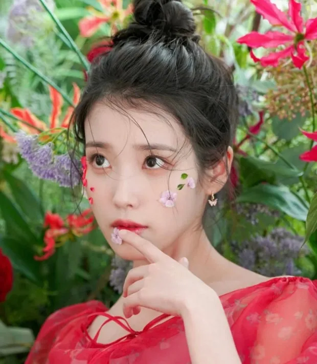 내 추구미는 아이유..