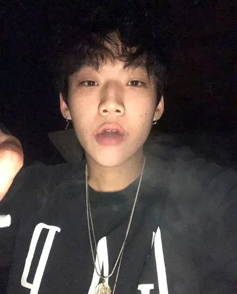 방 들어가면 자동기피하는 손놈상