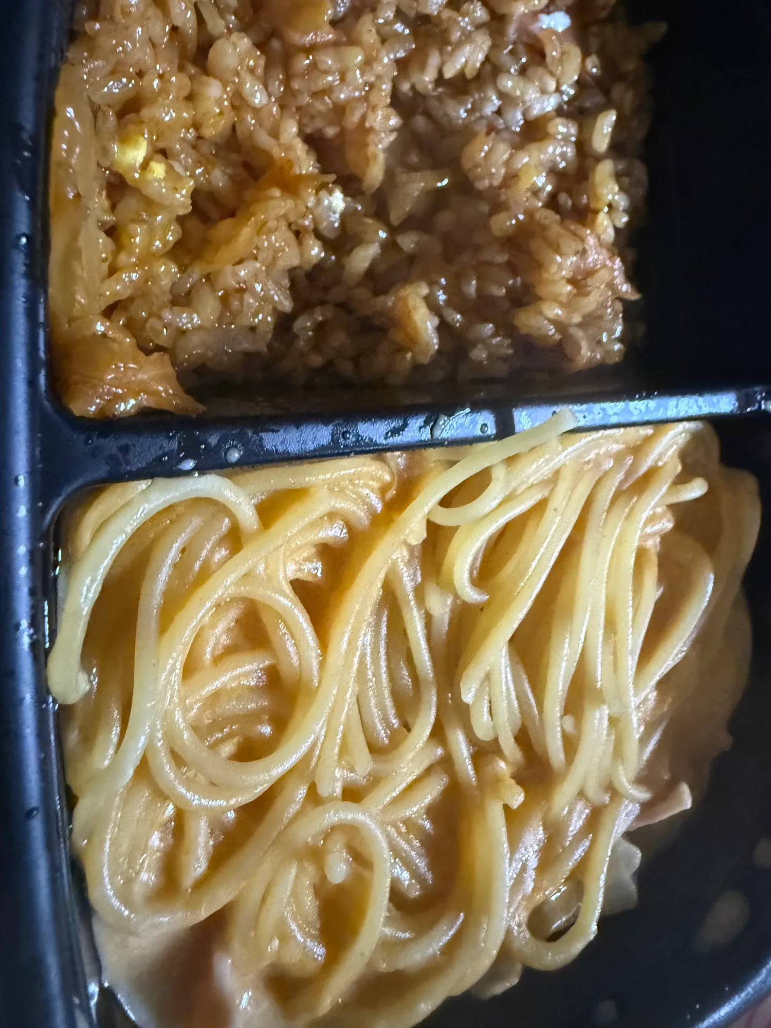파스타도 반반이 있다뉘