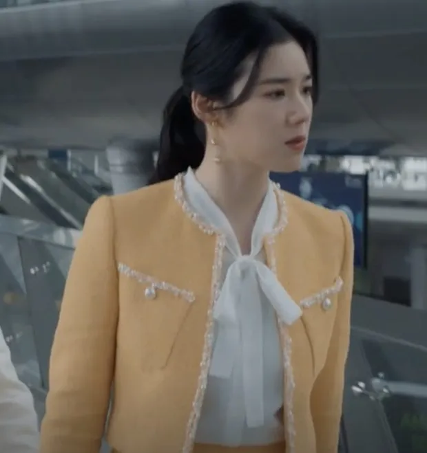 어느정도 턱이랑 광대 있는 게 고급져보임 댓글