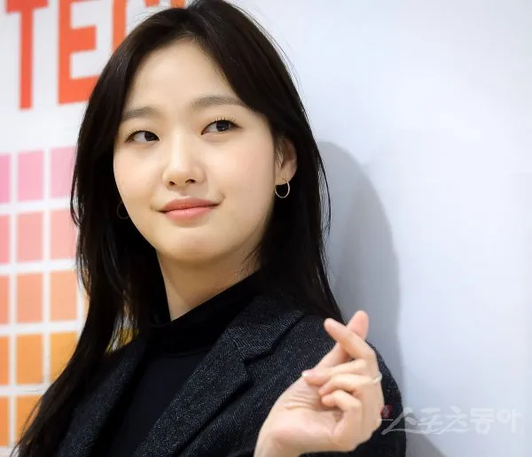 ㅉㅉ 이렇게 생긴 수위조 한 명씩은 있었던 듯.