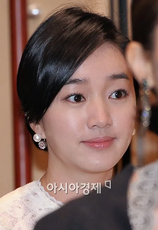 얼굴존예는 아닌데 비율로 먹히는 상4