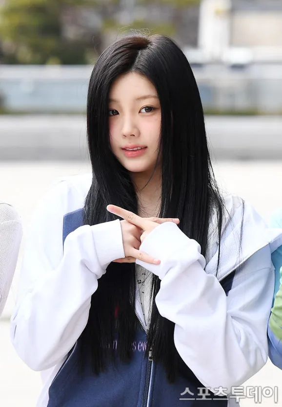 이렇게 생기면 일반인일 때