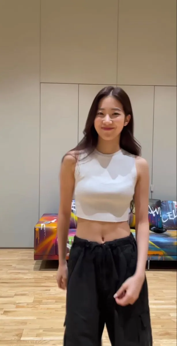 카즈하도 실제로 보면 엄청 마른거겠죠?2