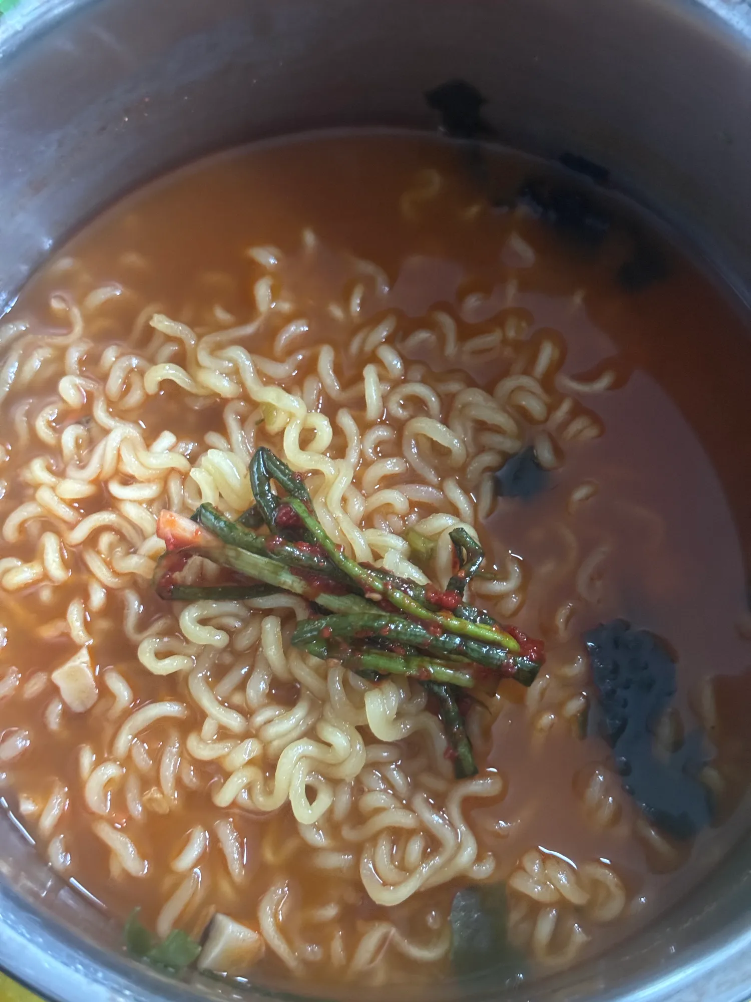 열일하고 본가 와서 래묜