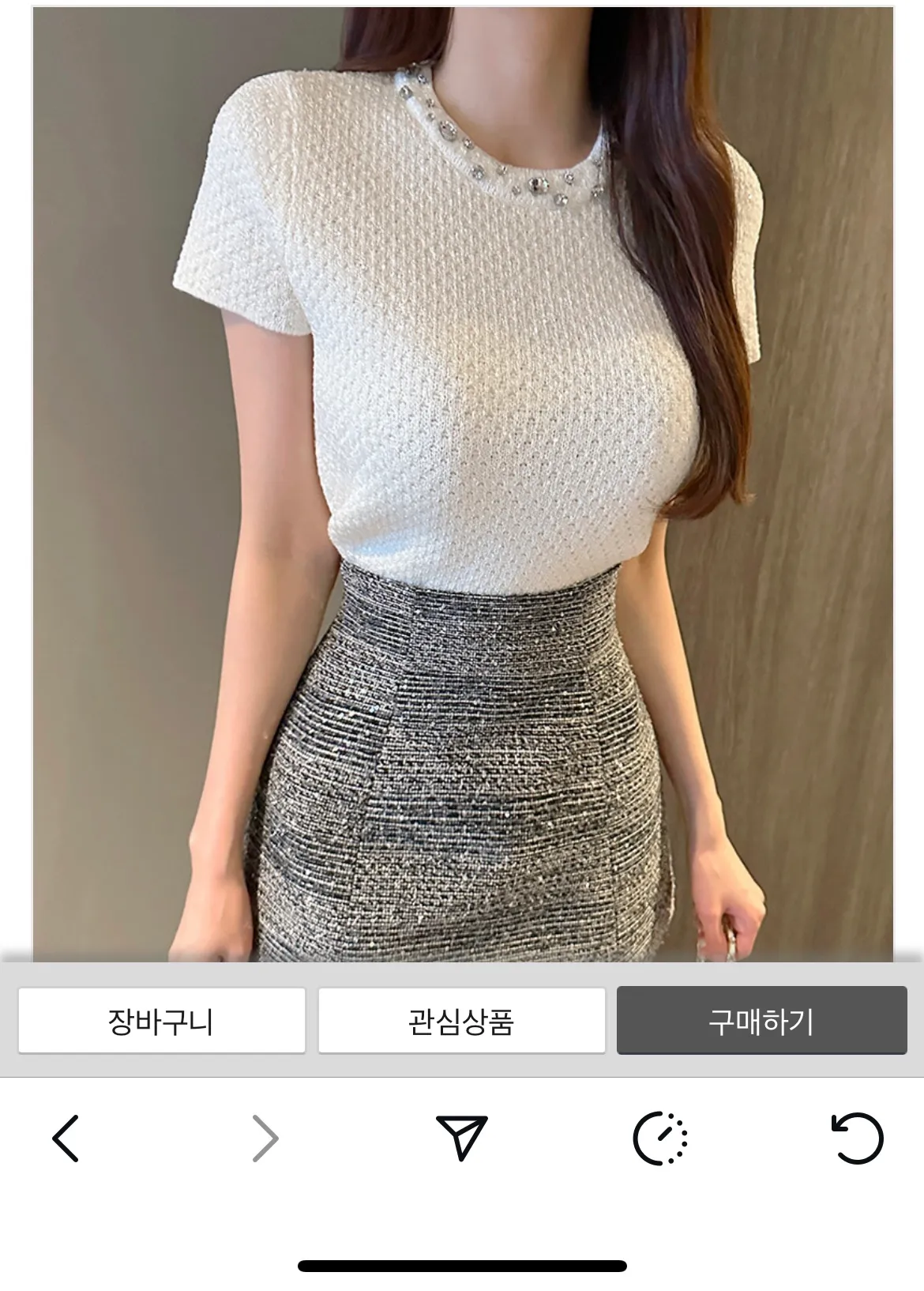 이거 상의 살까요말까요?!