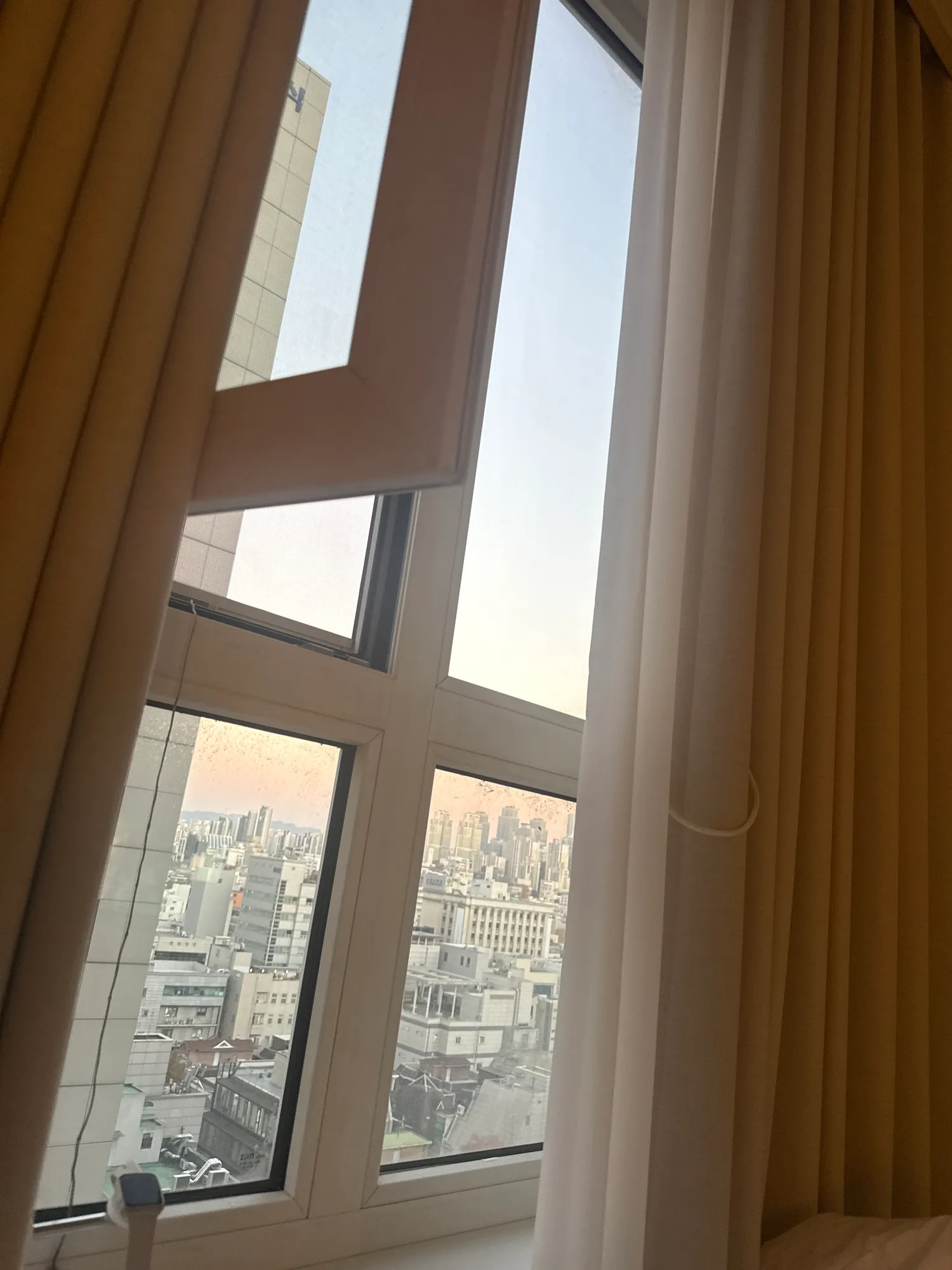 이사햇는데