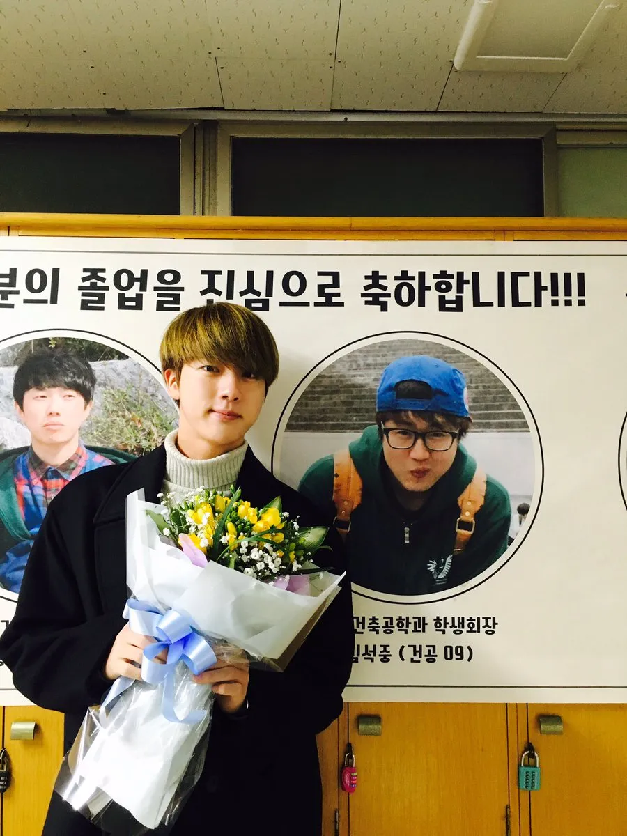 방탄 진은 얼굴형쩔고존잘인데 형은..호떡이네3