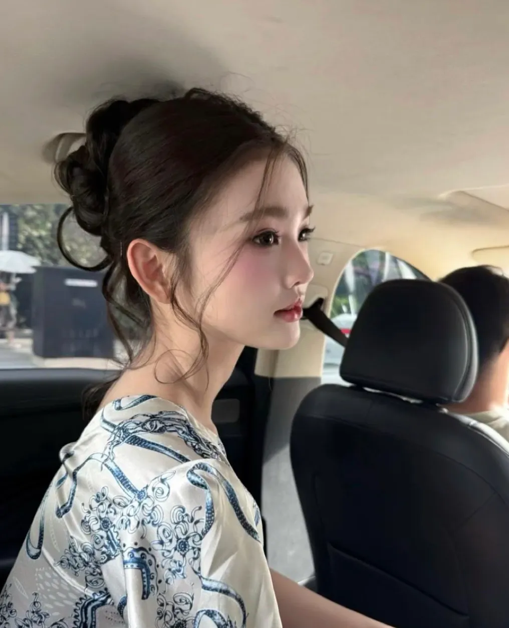 이 사람 너무 예쁜데