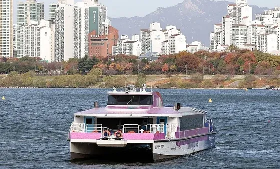 한강버스는 1487억원쓰고 벌어들인 돈은 104억원이라네요