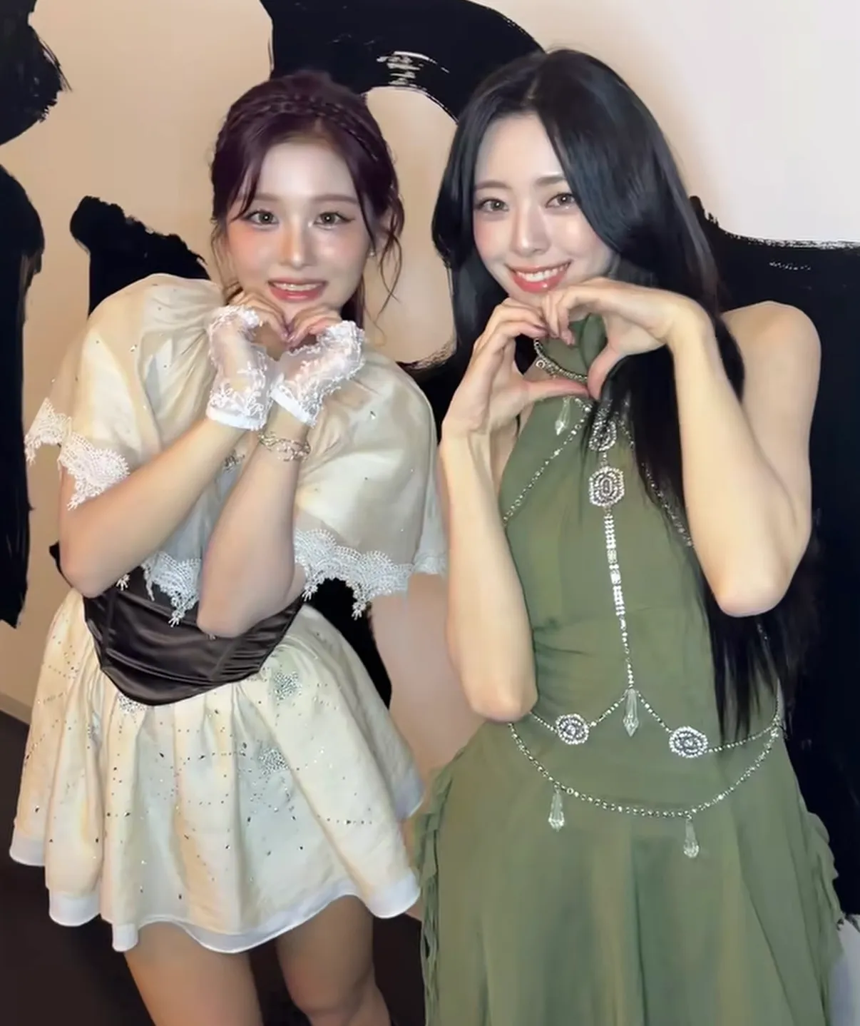 유나 그렇게 이쁘다고 생각안했는데