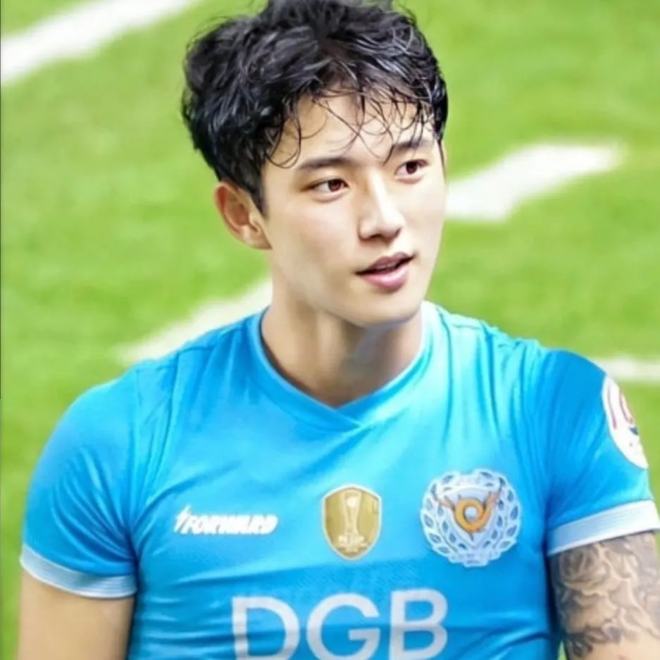 아 존잘.